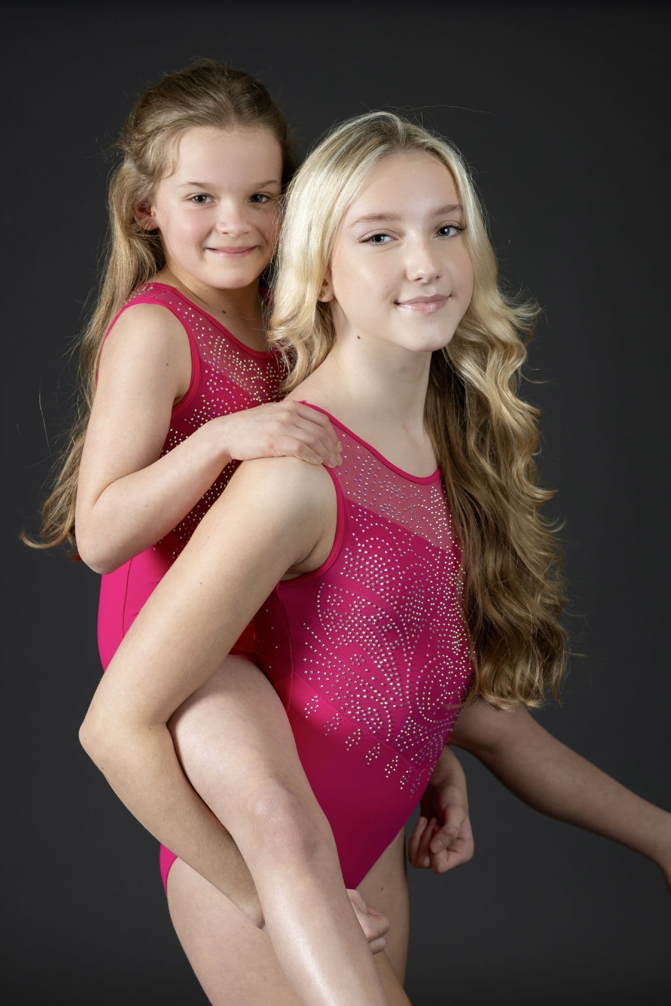 Farah Leotard - Image 10